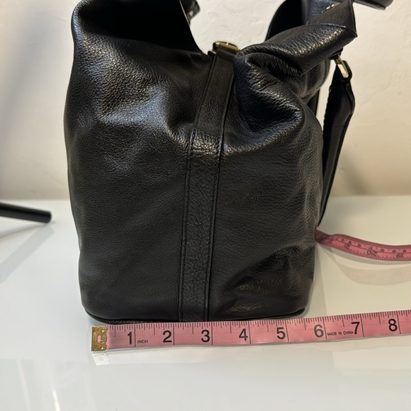 Cole Hann black soft pebbled leather tote bag - Picture 14 of 15